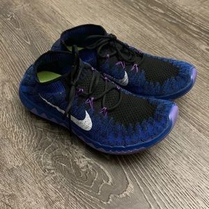 Nike free knit women’s running shoes size 6